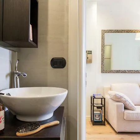 Homeathotel Brera Mercato 公寓